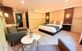 Bushtown Hotel & Spa